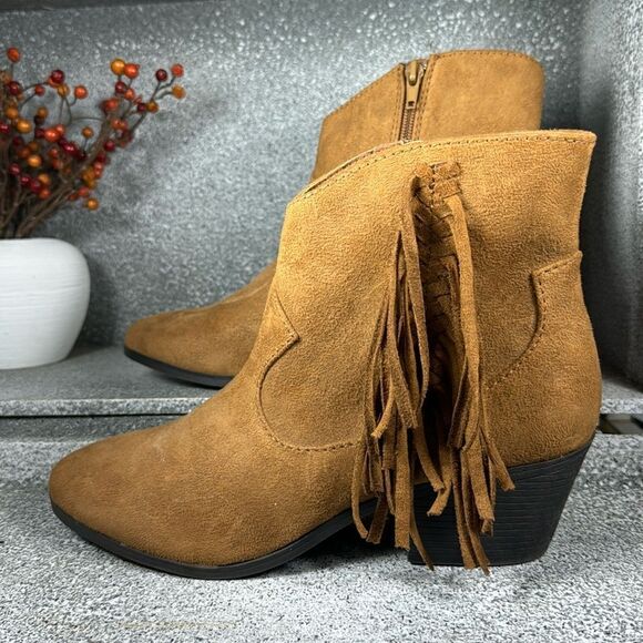 True Craft Suede Fringe Ankle Booties Boots Size 9 - Picture 1 of 7